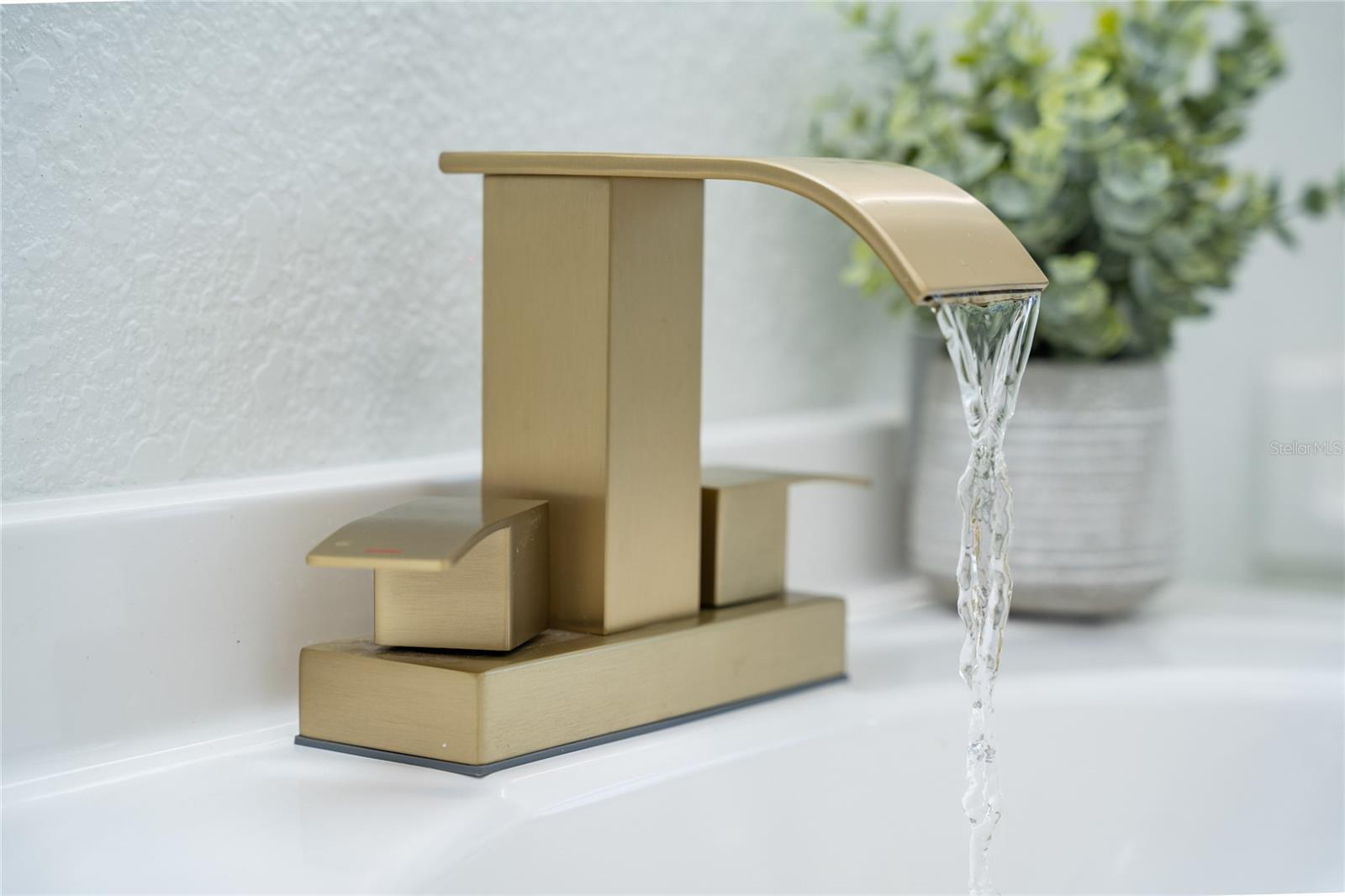 520 BAYWOOD DR S, DUNEDIN, FL, 34698