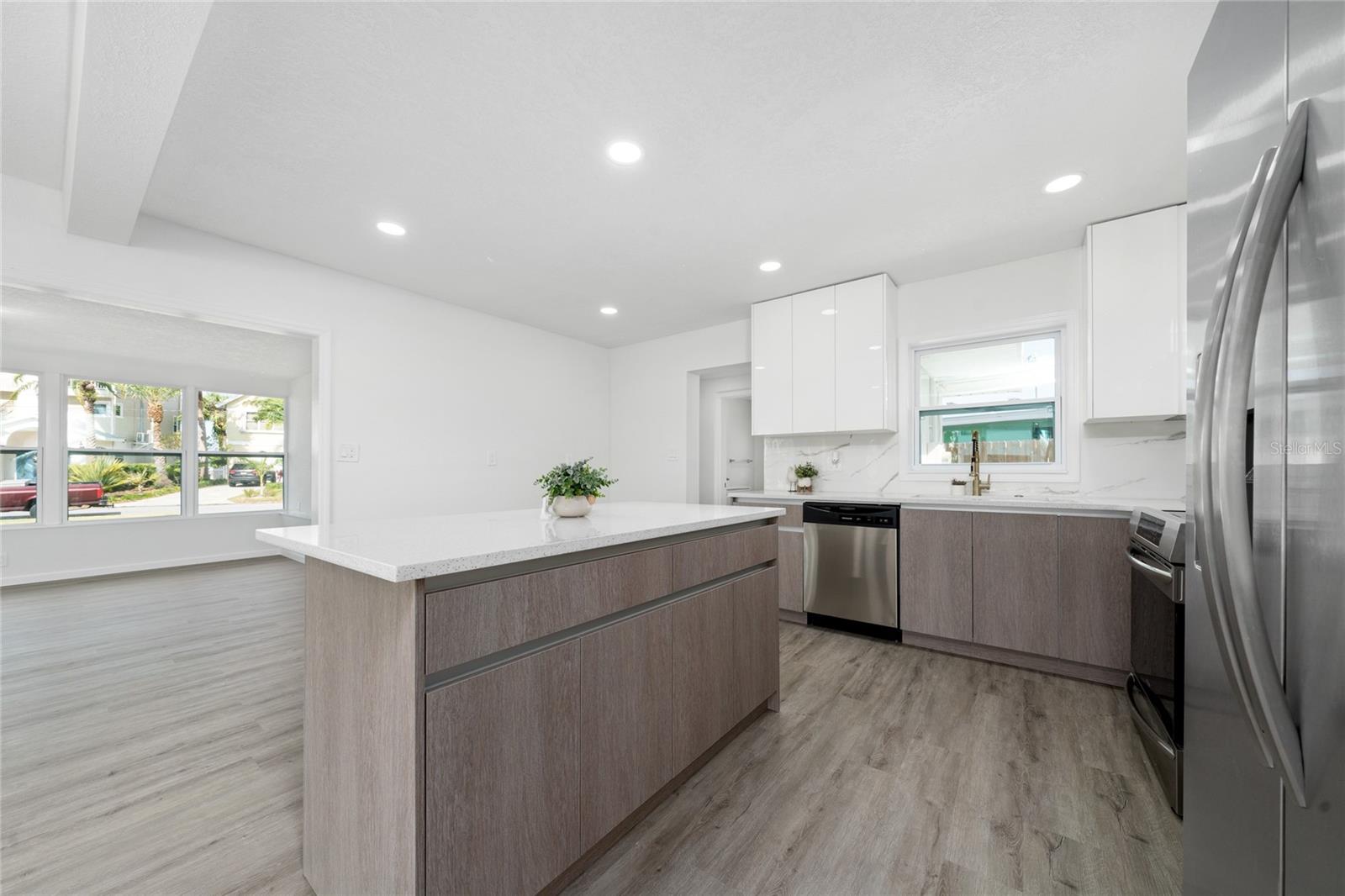 520 BAYWOOD DR S, DUNEDIN, FL, 34698