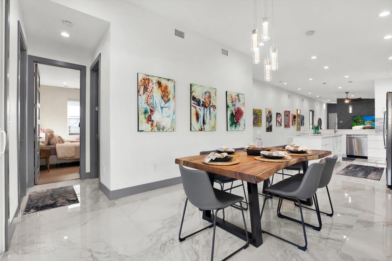 511 45TH AVE N, ST PETERSBURG, FL, 33703