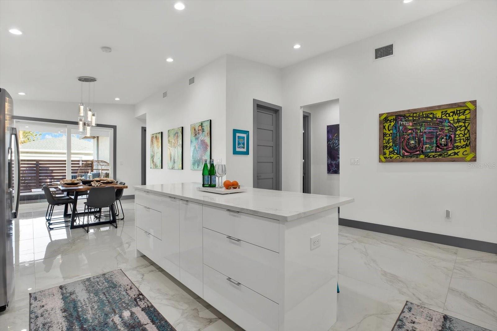 511 45TH AVE N, ST PETERSBURG, FL, 33703