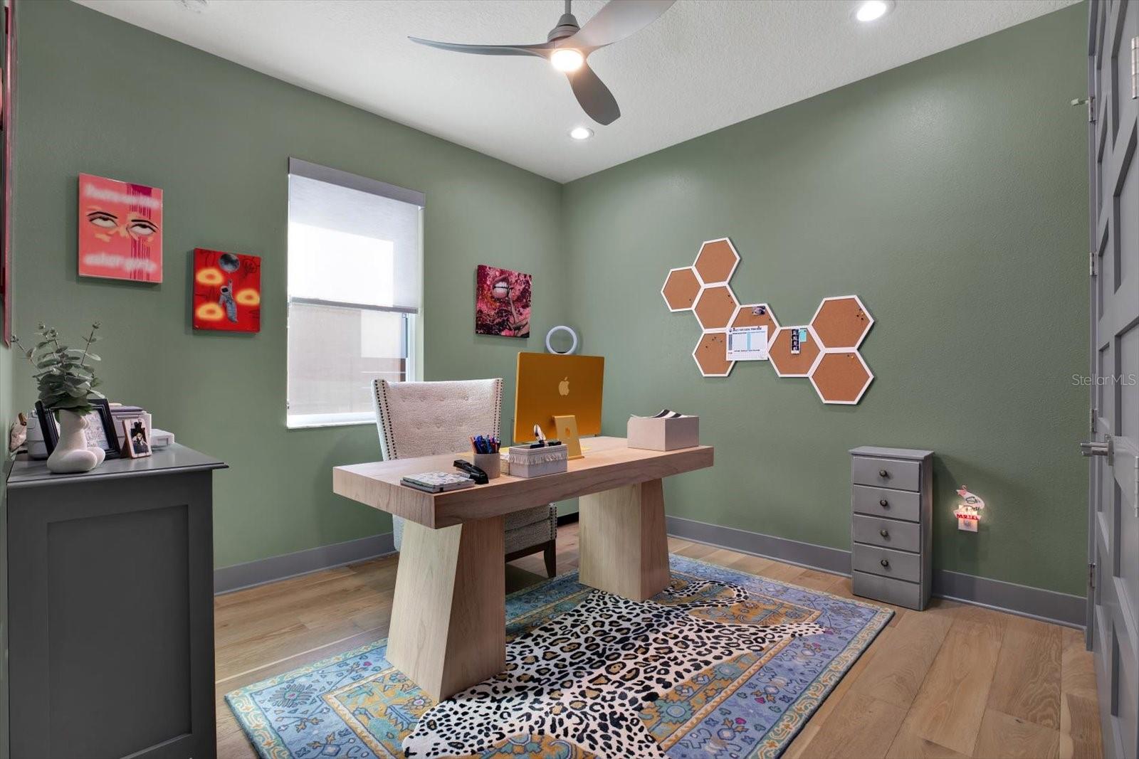 511 45TH AVE N, ST PETERSBURG, FL, 33703