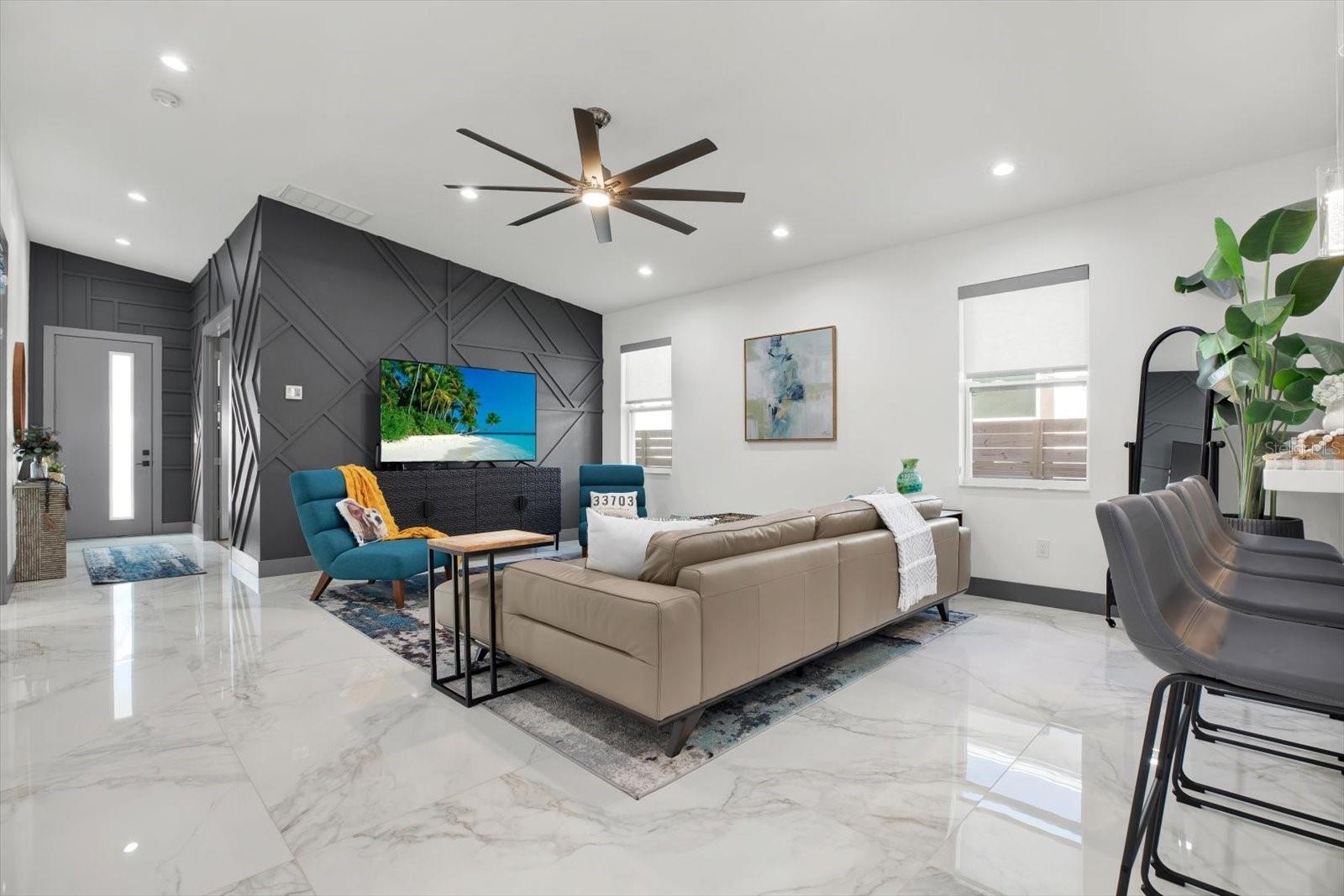 511 45TH AVE N, ST PETERSBURG, FL, 33703