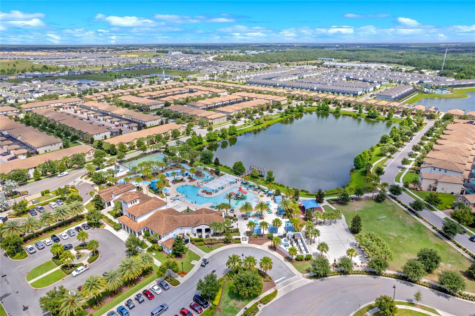 2427 DUBAI ST, KISSIMMEE, FL, 34747