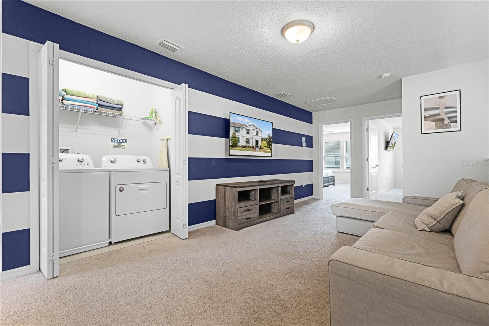 2427 DUBAI ST, KISSIMMEE, FL, 34747