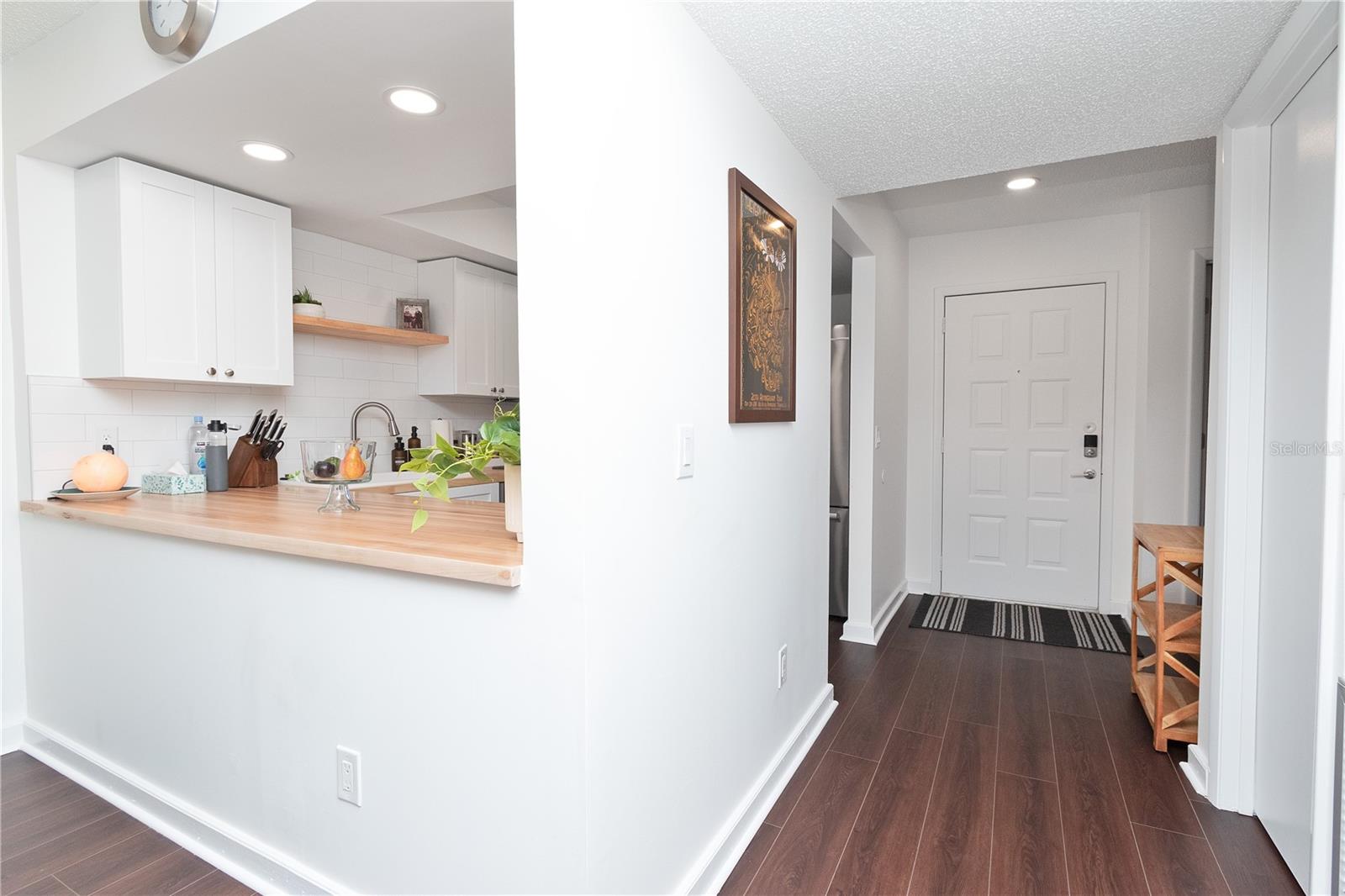 3810 N OAK DR #N61, TAMPA, FL, 33611