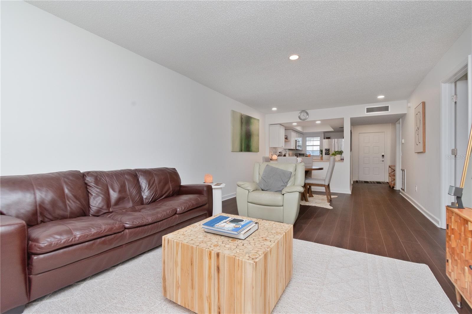 3810 N OAK DR #N61, TAMPA, FL, 33611