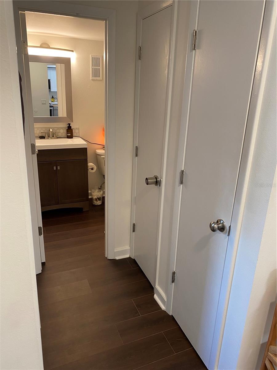 3810 N OAK DR #N61, TAMPA, FL, 33611