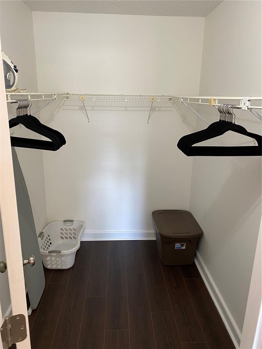 3810 N OAK DR #N61, TAMPA, FL, 33611