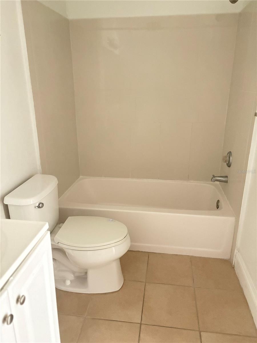 4548 COMMANDER DR #1417, ORLANDO, FL, 32822