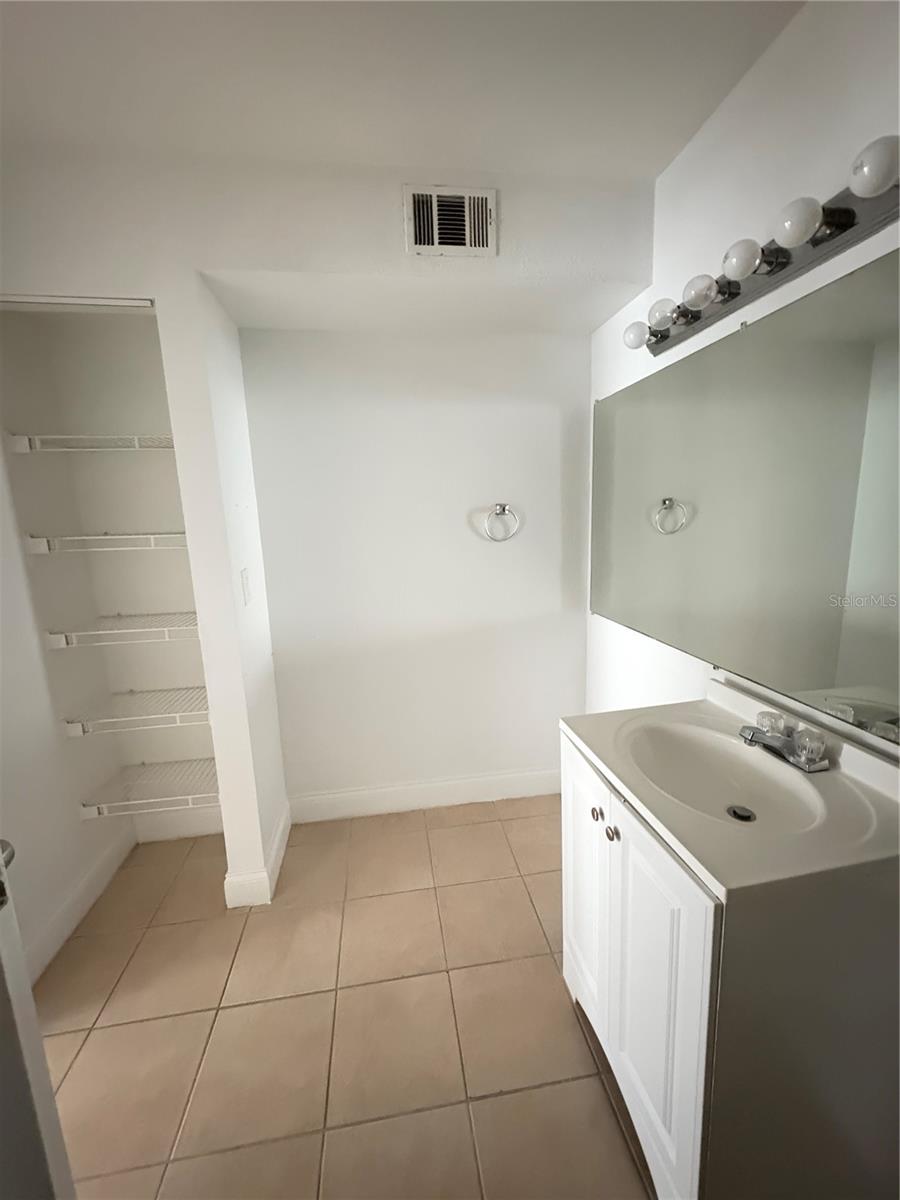 4548 COMMANDER DR #1417, ORLANDO, FL, 32822