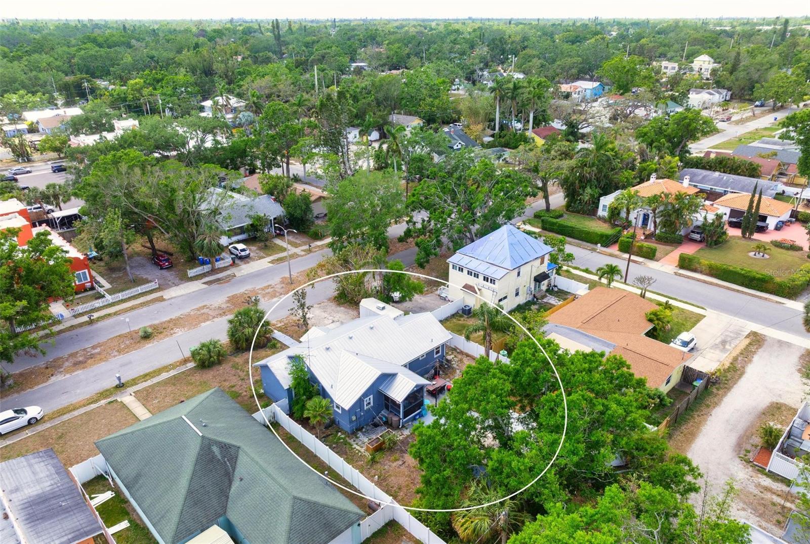 2120 8TH AVE W, BRADENTON, FL, 34205