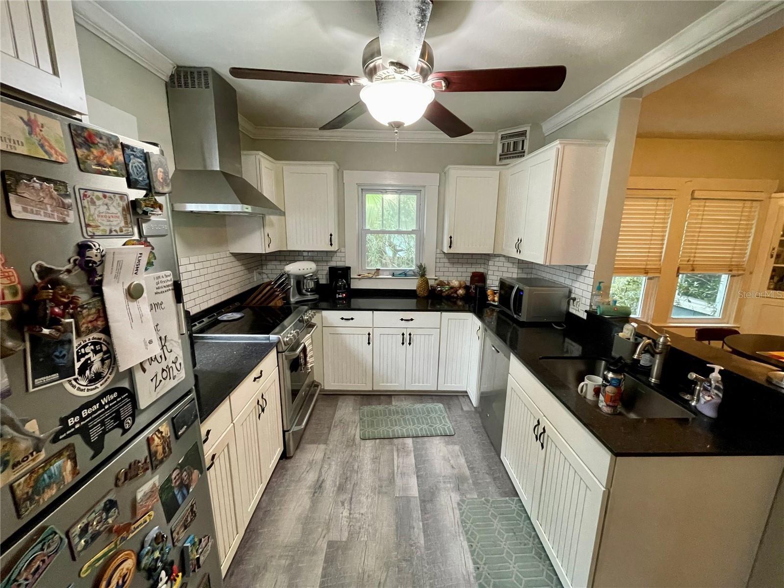 2120 8TH AVE W, BRADENTON, FL, 34205