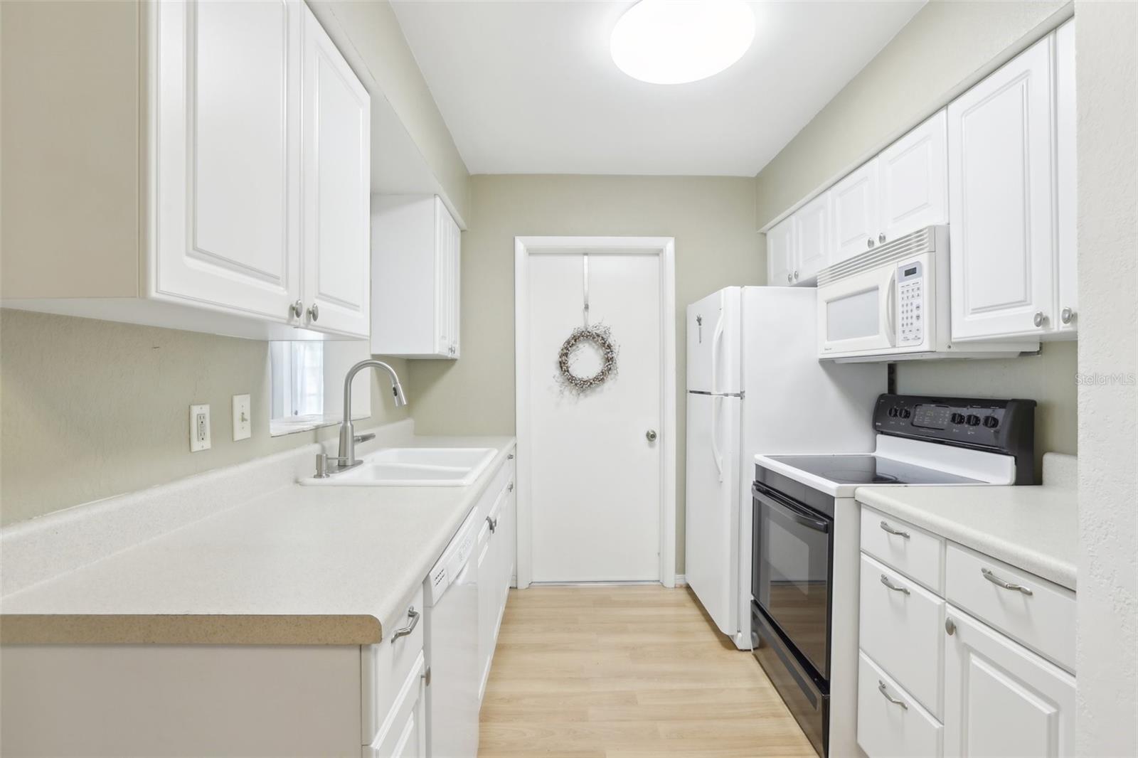 5912 89TH AVE, PINELLAS PARK, FL, 33782