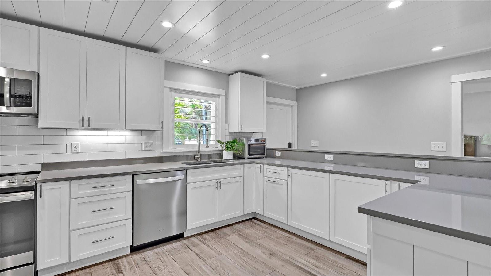 1320 S FLAGLER AVE, FLAGLER BEACH, FL, 32136