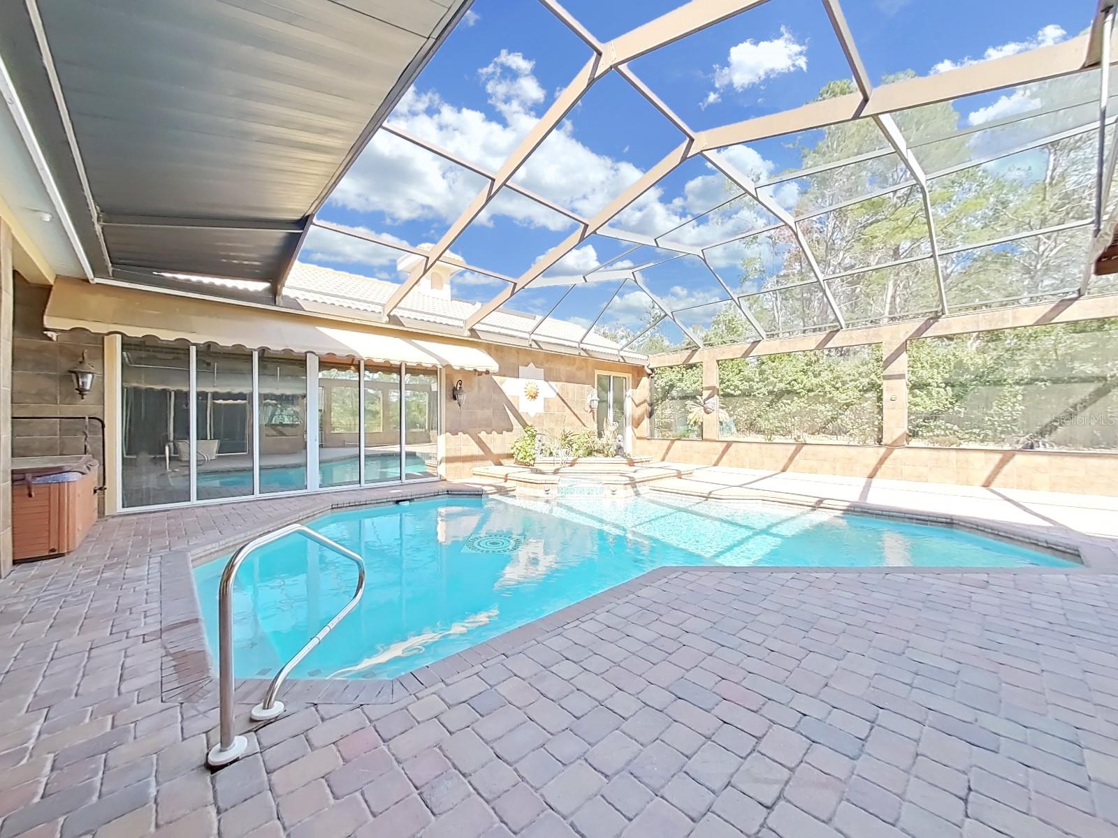 9460 BEARFOOT TRL, WEEKI WACHEE, FL, 34613