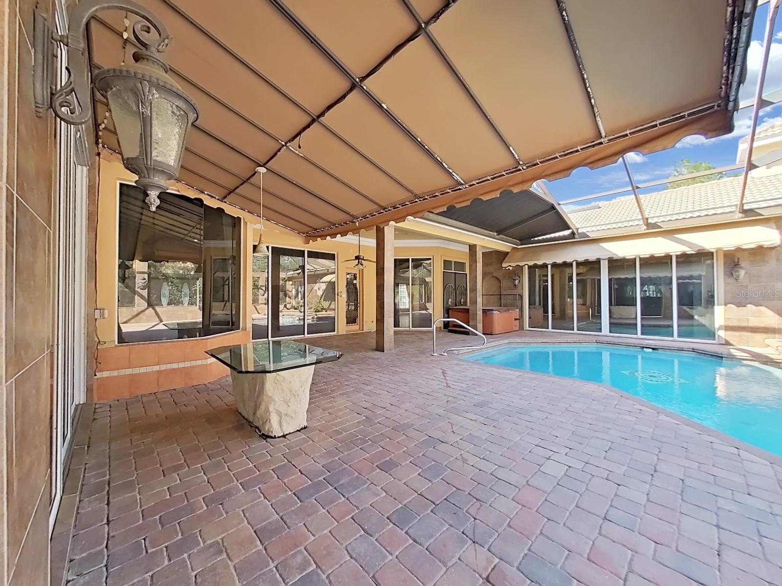 9460 BEARFOOT TRL, WEEKI WACHEE, FL, 34613