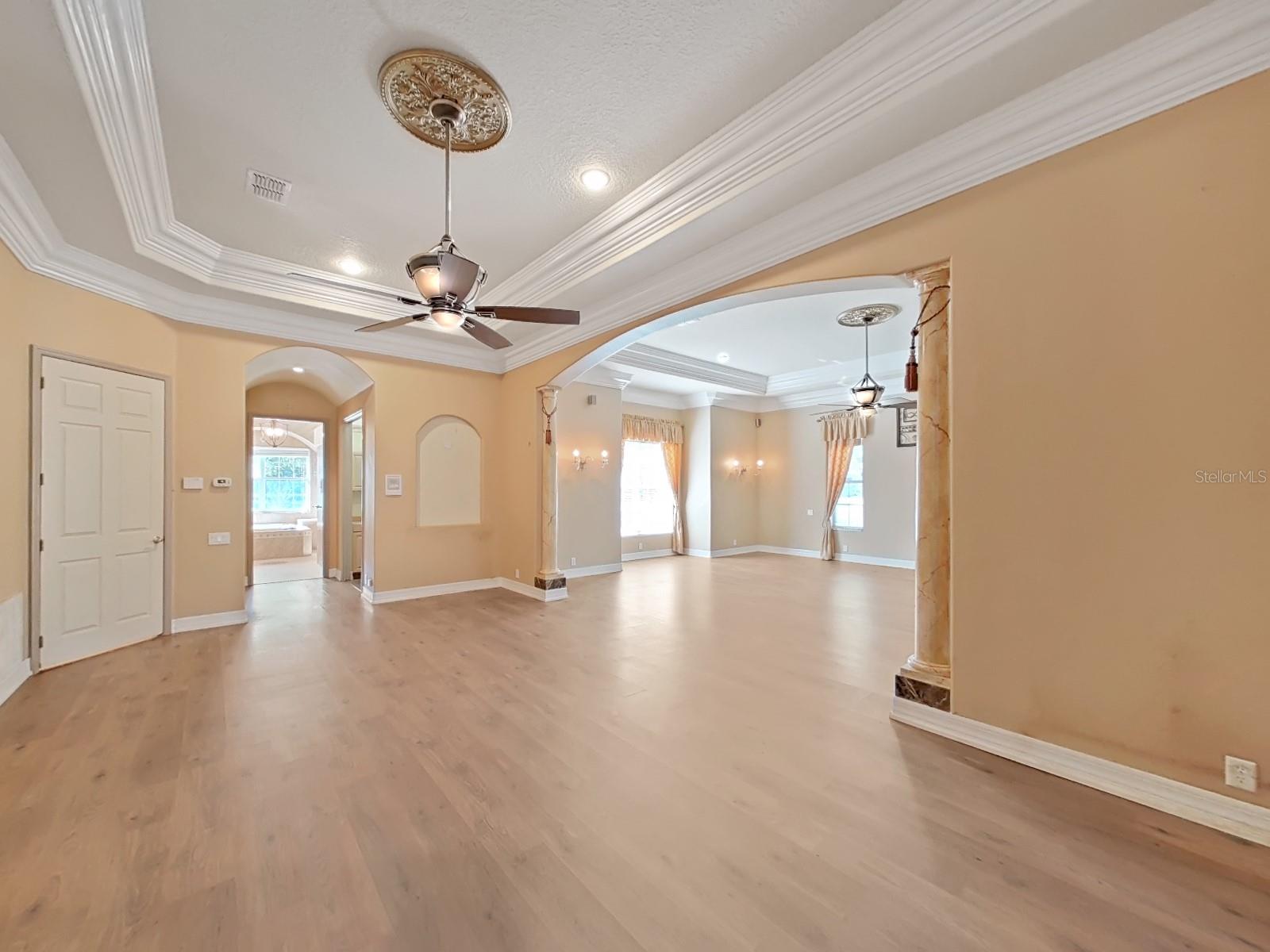 9460 BEARFOOT TRL, WEEKI WACHEE, FL, 34613