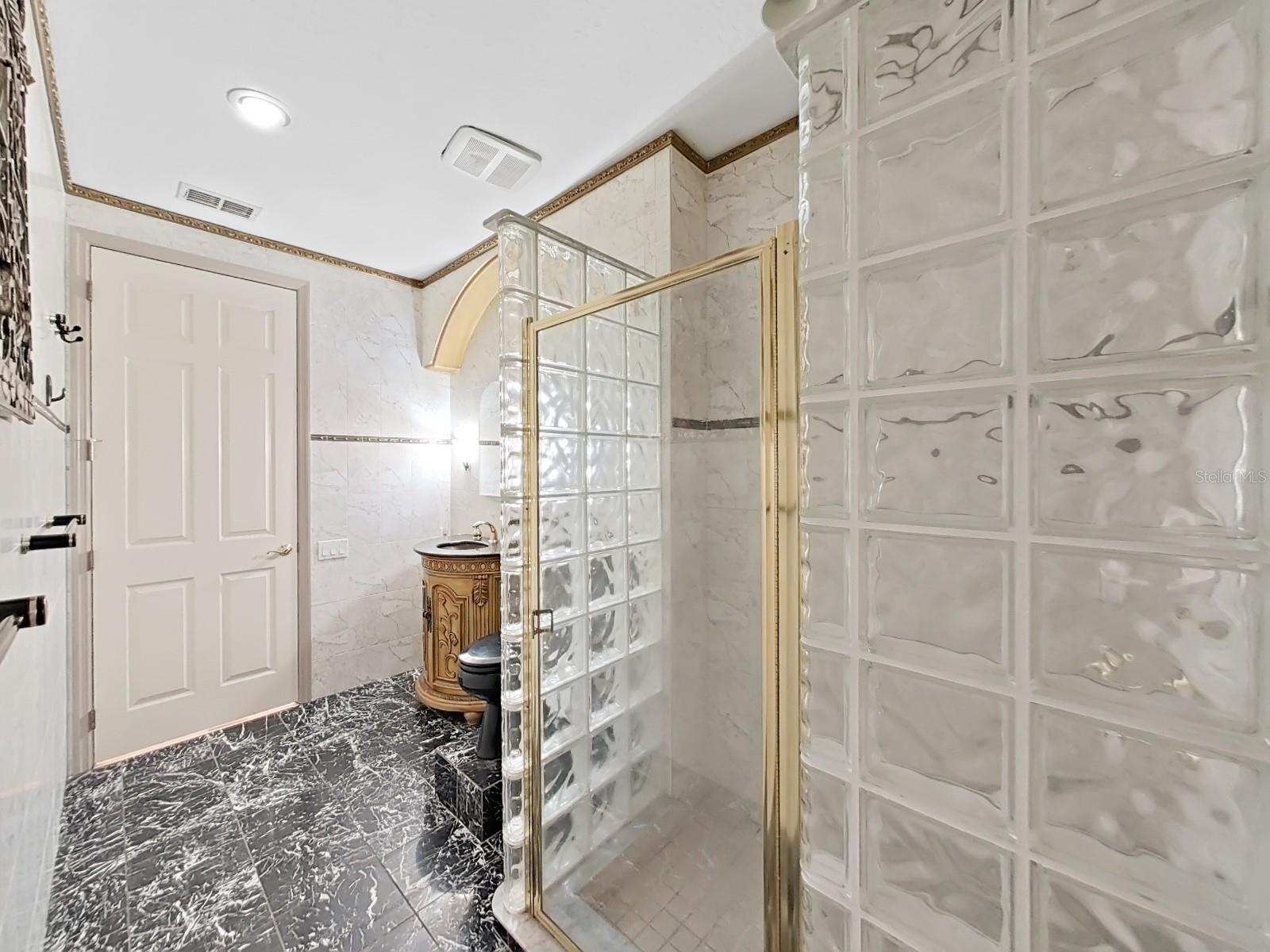 9460 BEARFOOT TRL, WEEKI WACHEE, FL, 34613