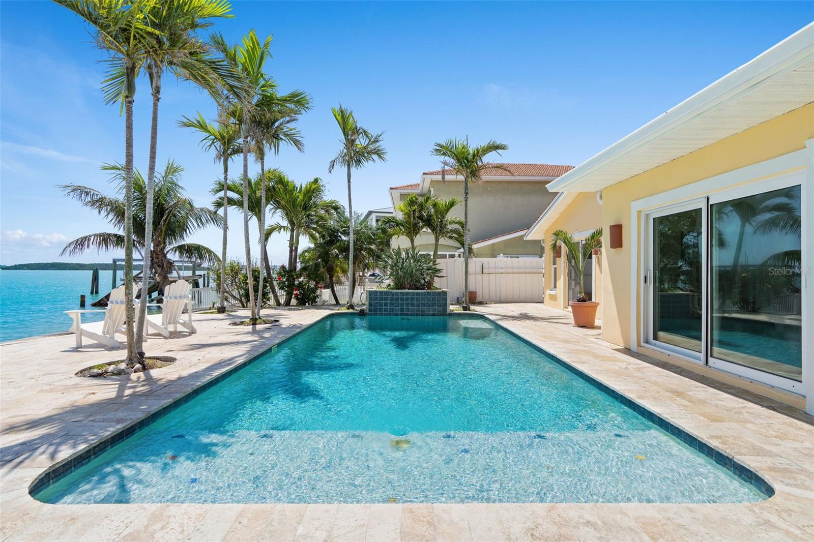571 JOHNS PASS AVE, MADEIRA BEACH, FL, 33708