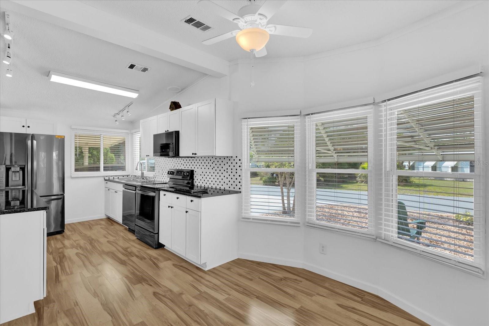220 PALMER PARK LN, DAVENPORT, FL, 33897