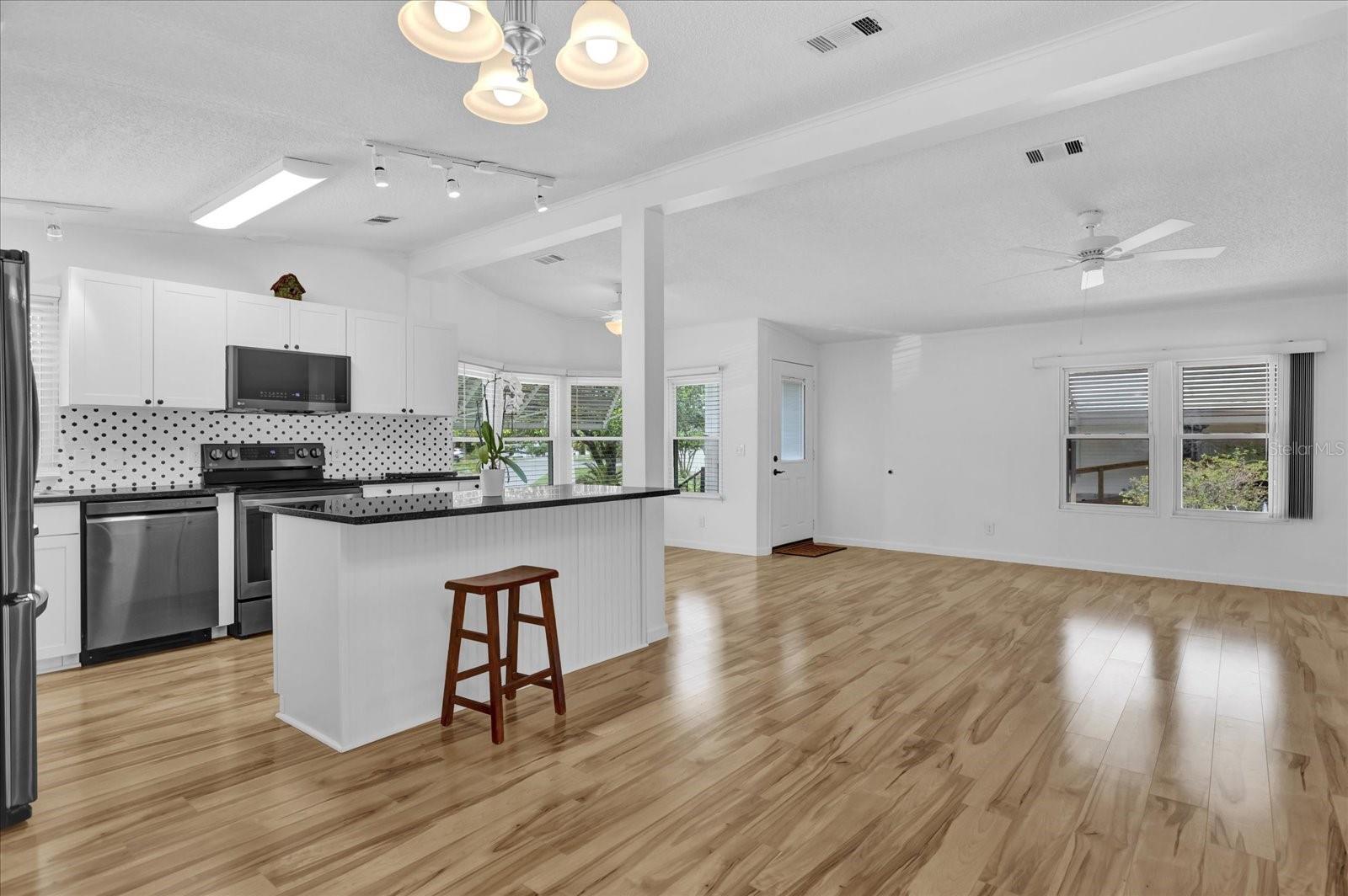 220 PALMER PARK LN, DAVENPORT, FL, 33897
