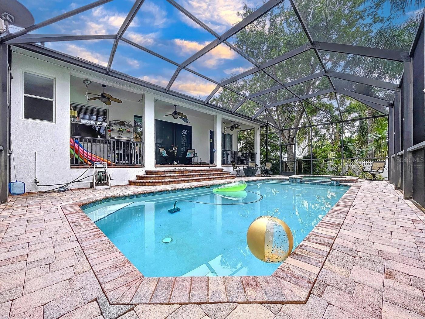 1218 CASTLE TER, TARPON SPRINGS, FL, 34689