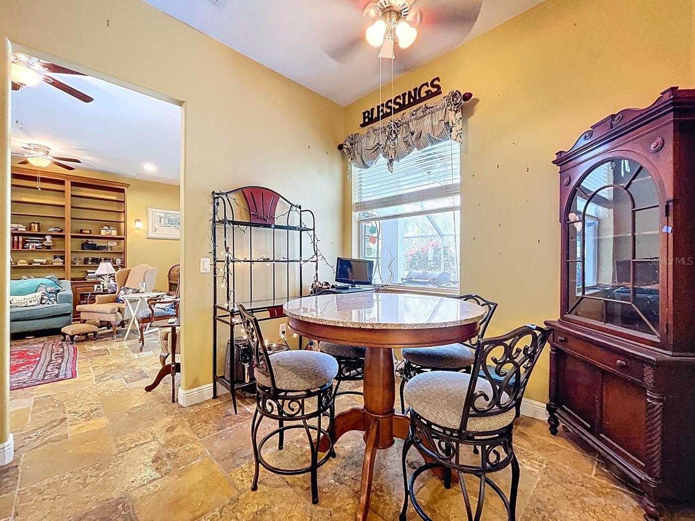 1218 CASTLE TER, TARPON SPRINGS, FL, 34689