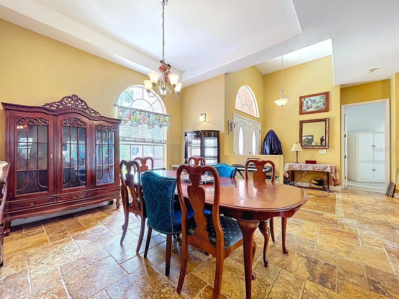 1218 CASTLE TER, TARPON SPRINGS, FL, 34689