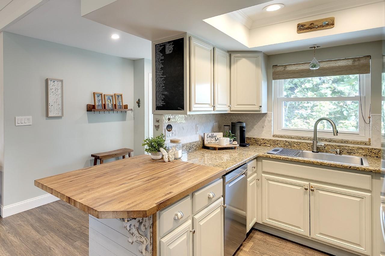 2224 EUGENE ST, SARASOTA, FL, 34231
