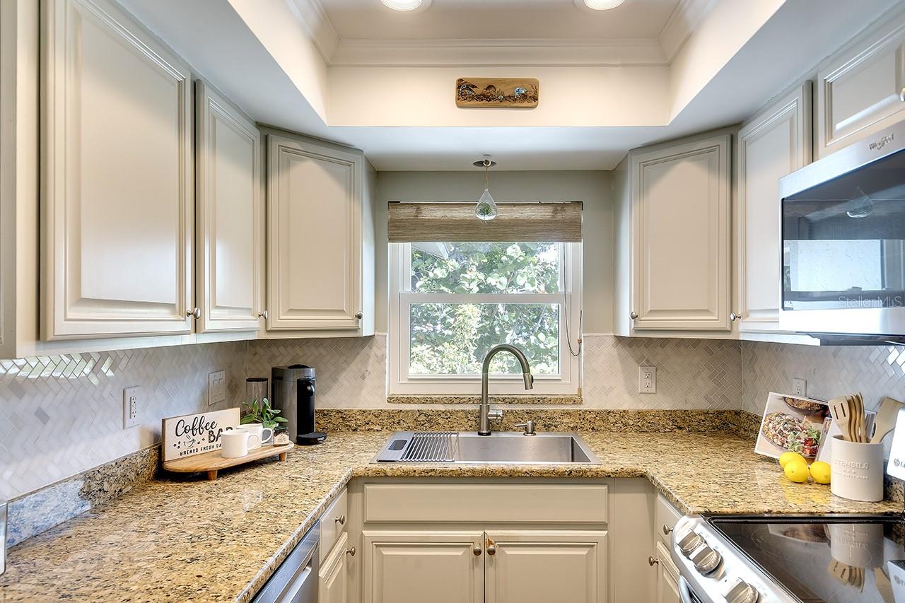 2224 EUGENE ST, SARASOTA, FL, 34231