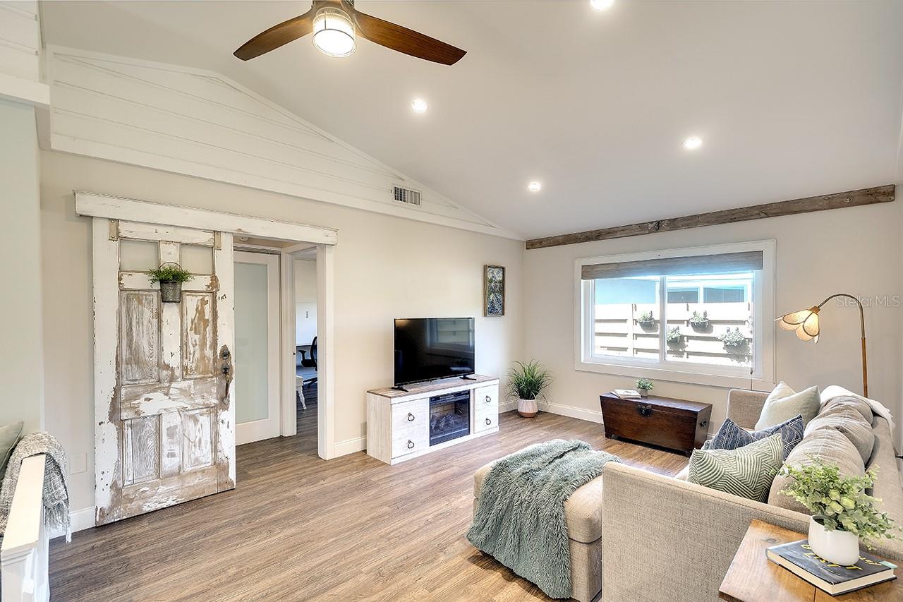 2224 EUGENE ST, SARASOTA, FL, 34231