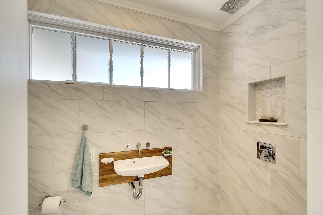 2224 EUGENE ST, SARASOTA, FL, 34231