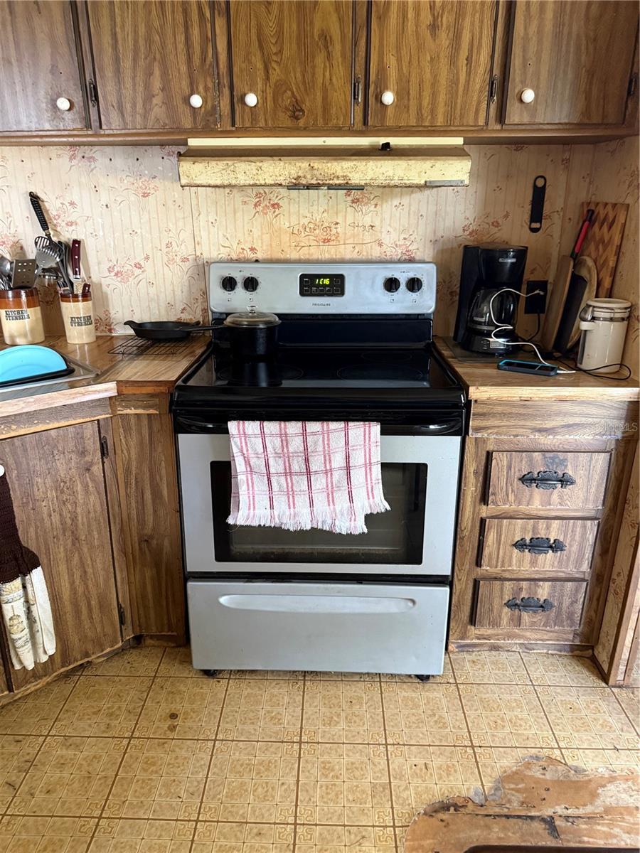 115 OLEANDER AVE, AUBURNDALE, FL, 33823