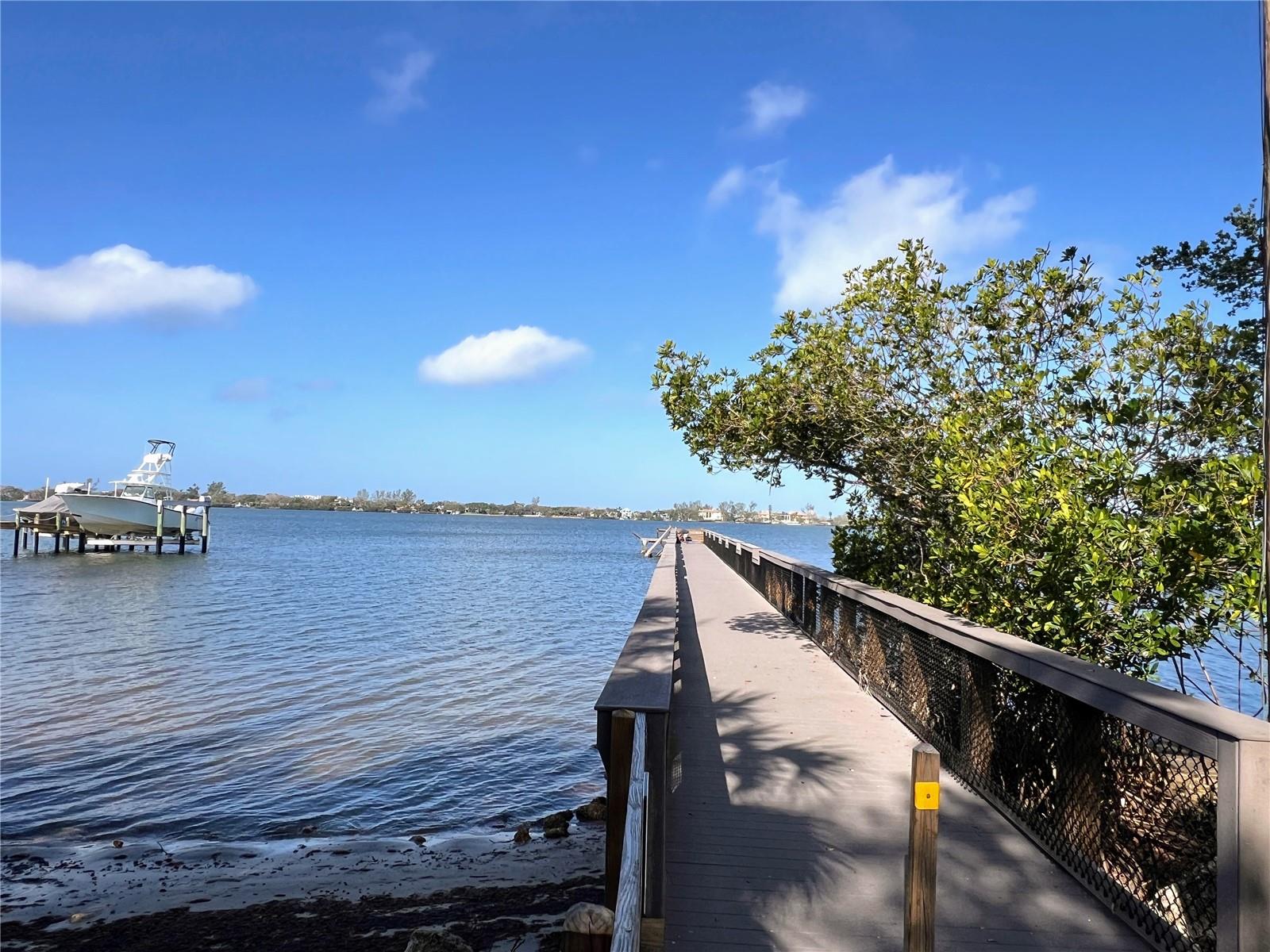 240 PATTERSON AVE, OSPREY, FL, 34229