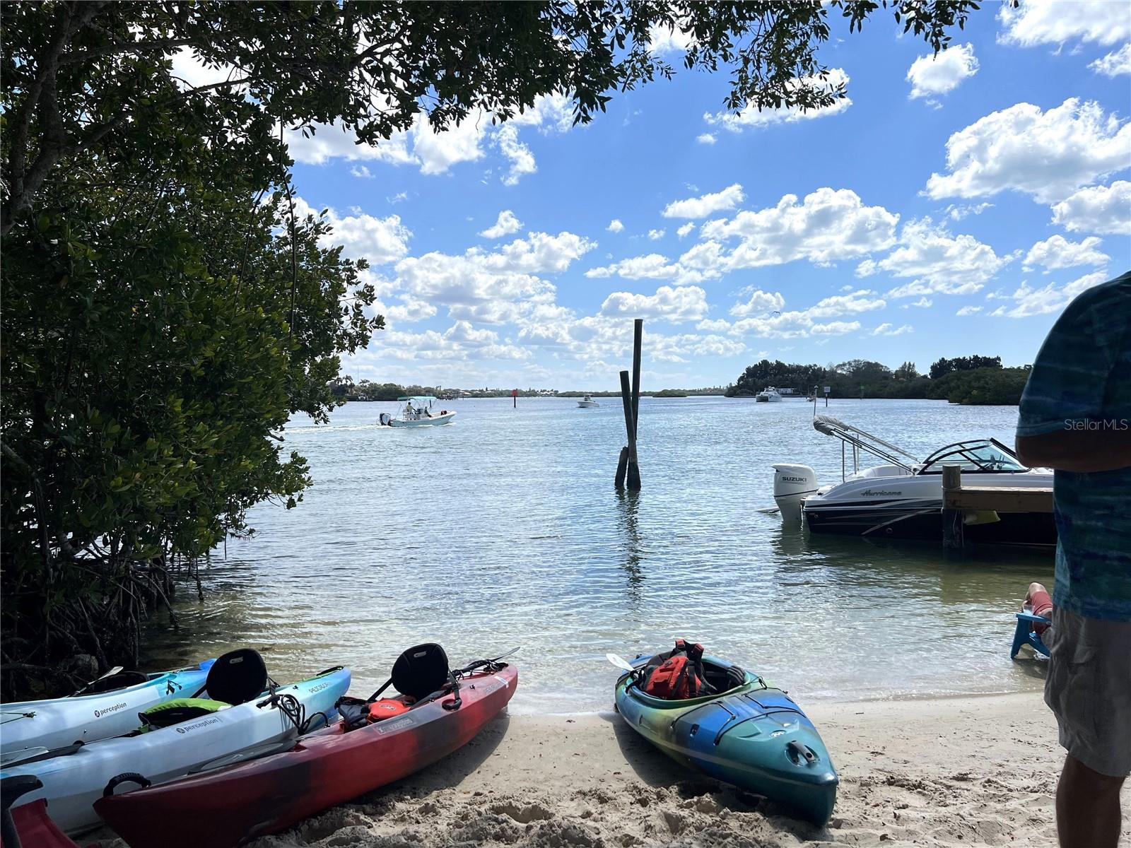 240 PATTERSON AVE, OSPREY, FL, 34229