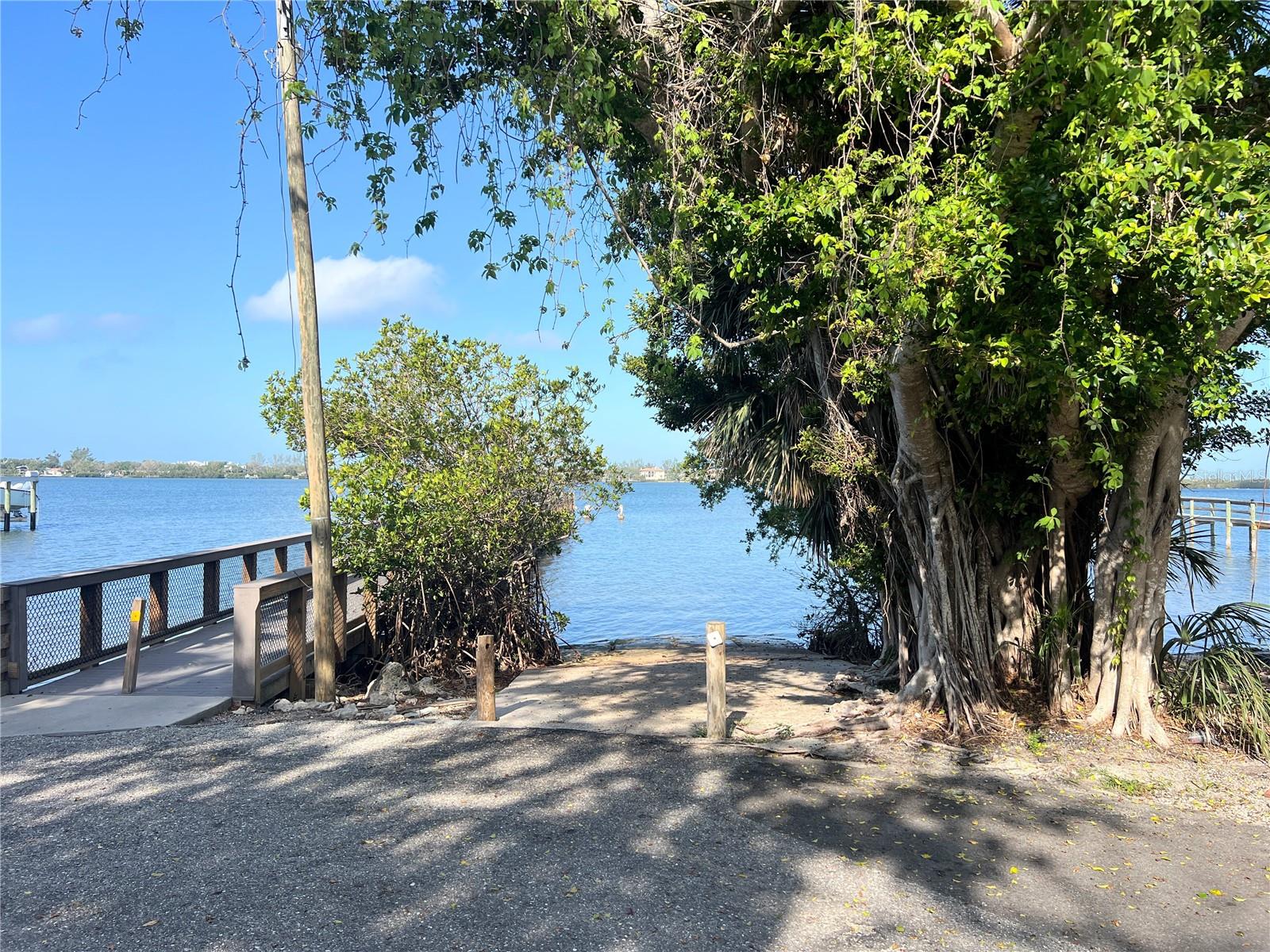 240 PATTERSON AVE, OSPREY, FL, 34229