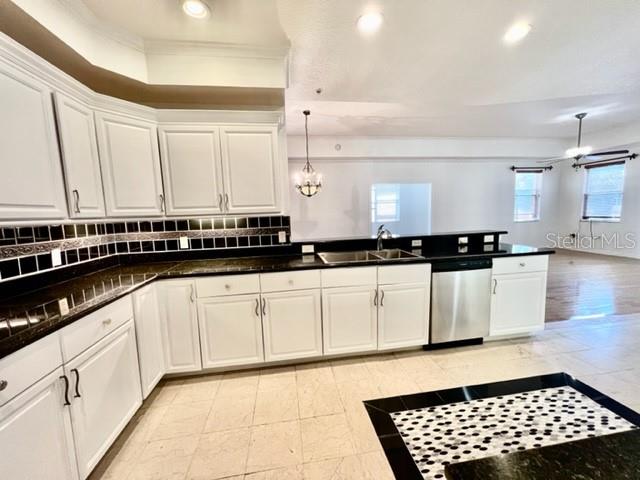 606 WELLS CT #201, CLEARWATER, FL, 33756