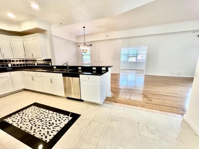 606 WELLS CT #201, CLEARWATER, FL, 33756