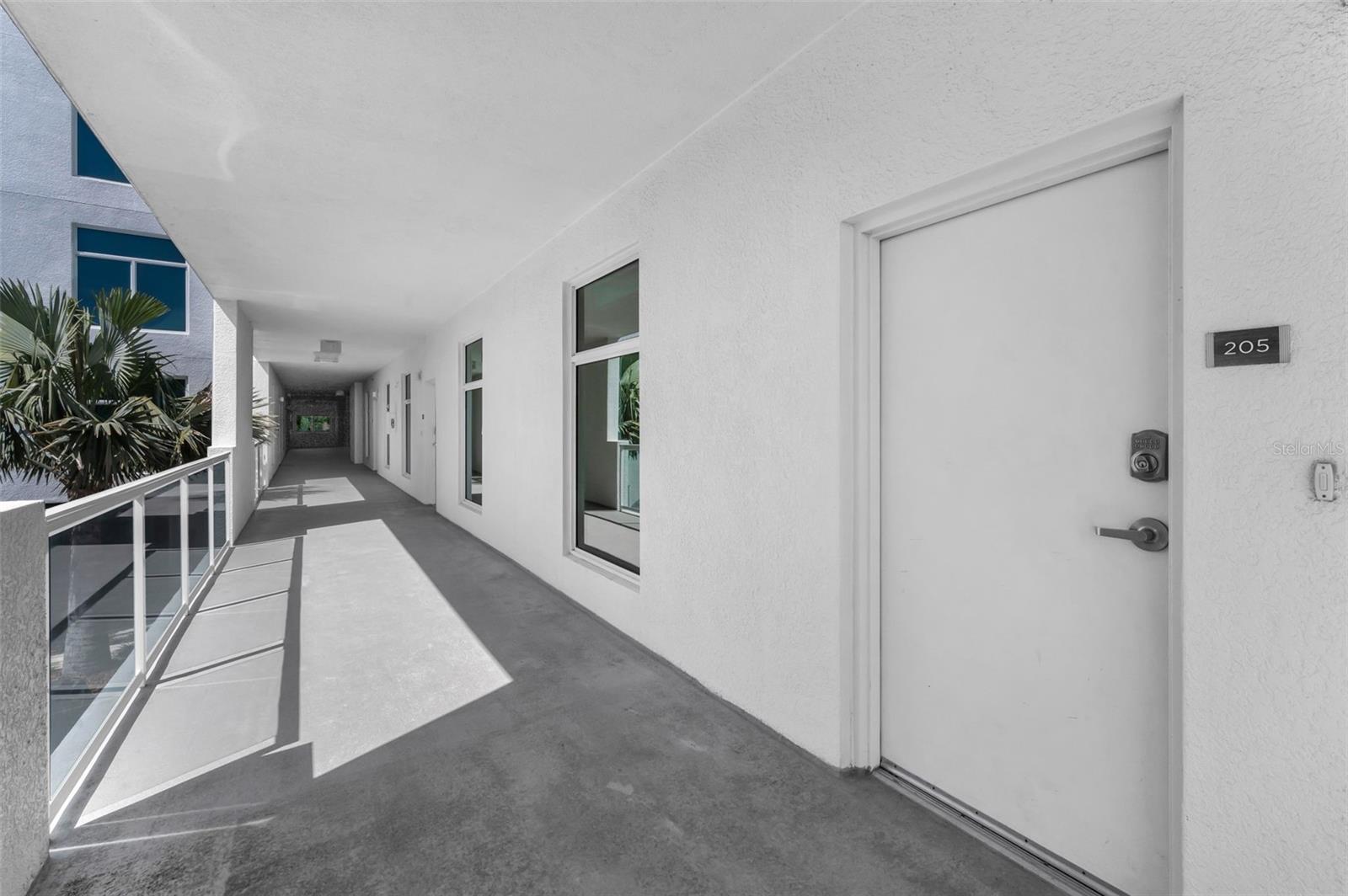 415 ISLAND WAY #205, CLEARWATER BEACH, FL, 33767