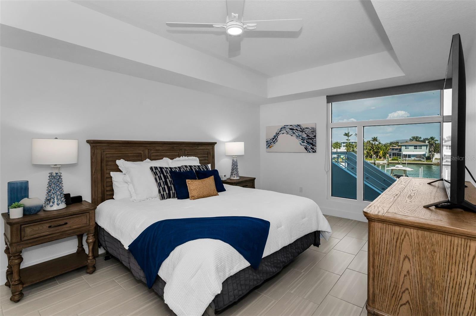 415 ISLAND WAY #205, CLEARWATER BEACH, FL, 33767