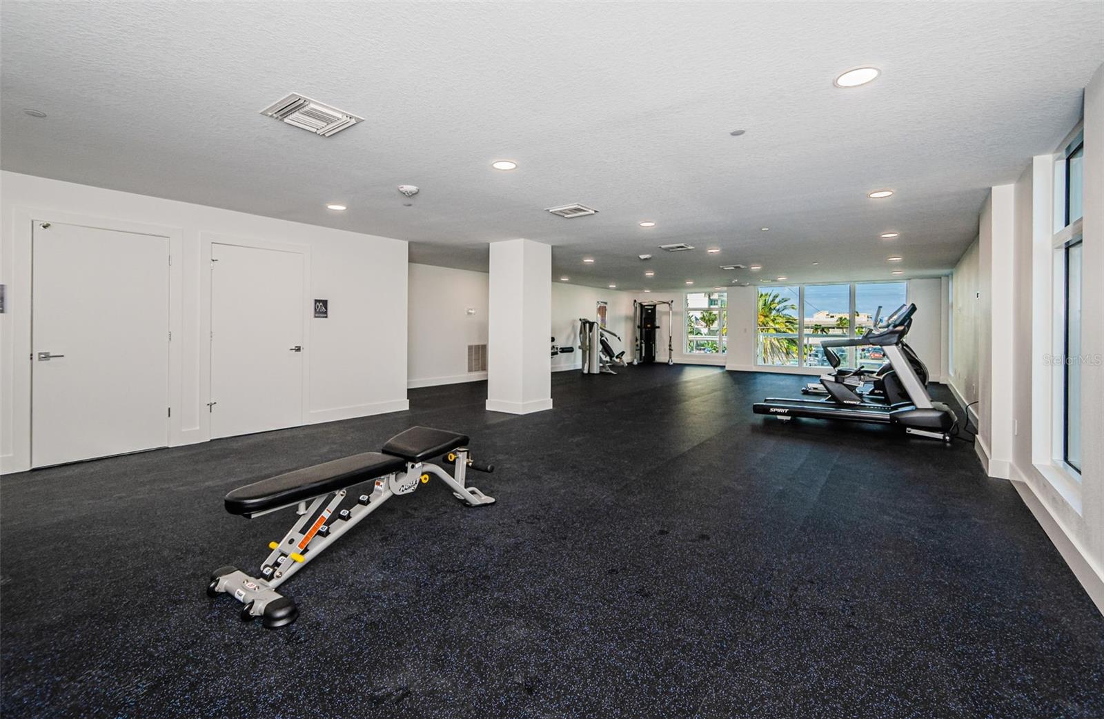 415 ISLAND WAY #205, CLEARWATER BEACH, FL, 33767