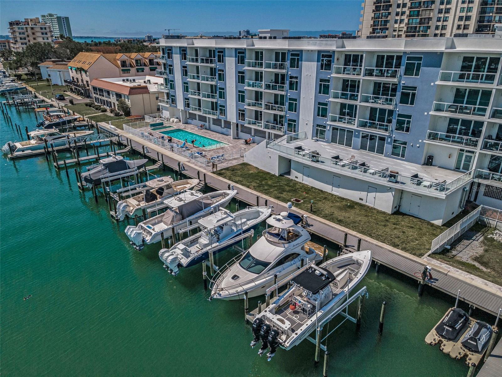 415 ISLAND WAY #205, CLEARWATER BEACH, FL, 33767