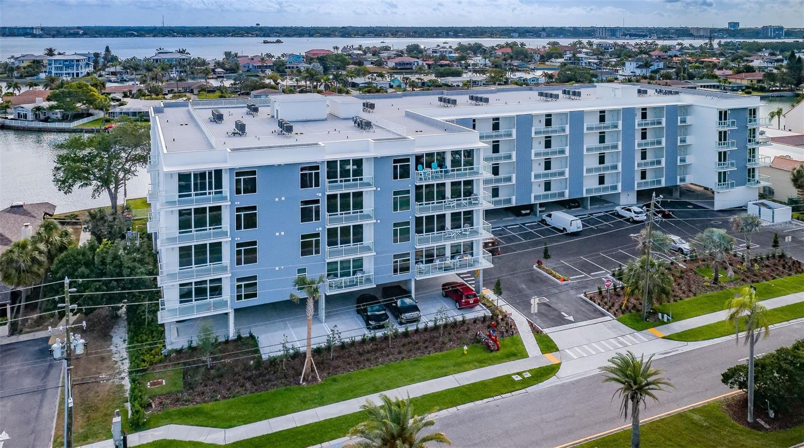 415 ISLAND WAY #205, CLEARWATER BEACH, FL, 33767