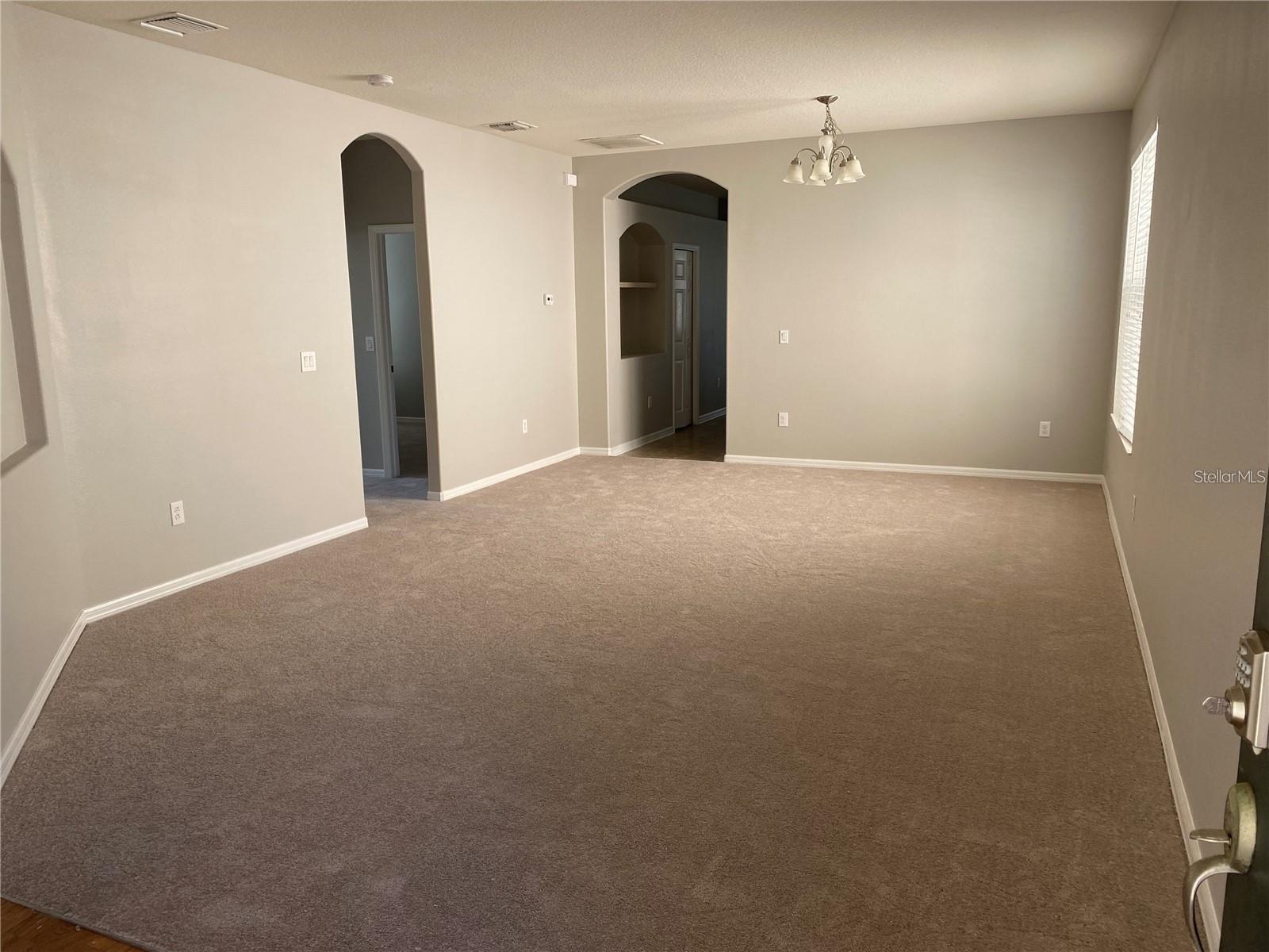 823 COLLEGE LEAF WAY, RUSKIN, FL, 33570