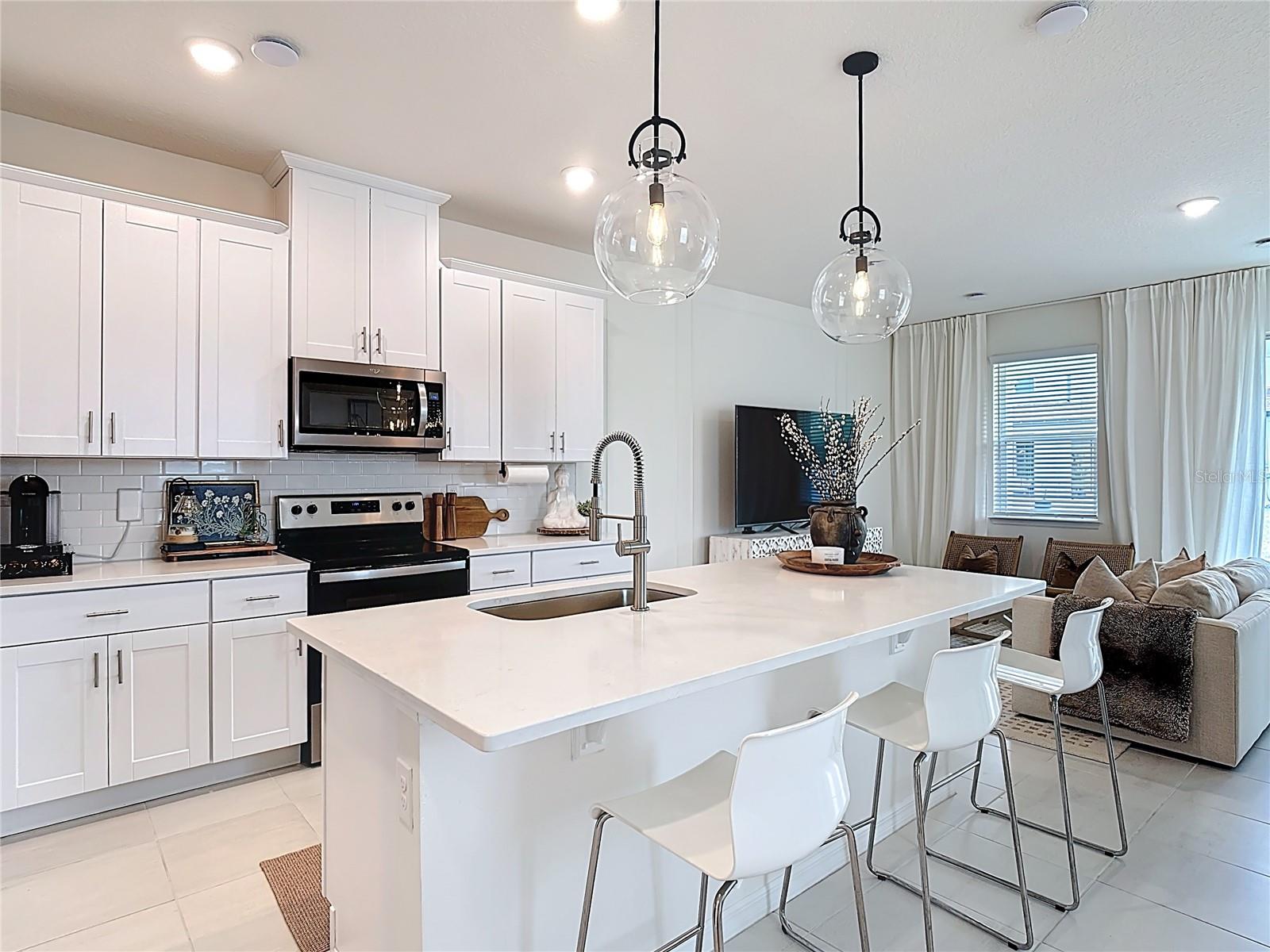 3201 ARMSTRONG SPRING DR, KISSIMMEE, FL, 34744