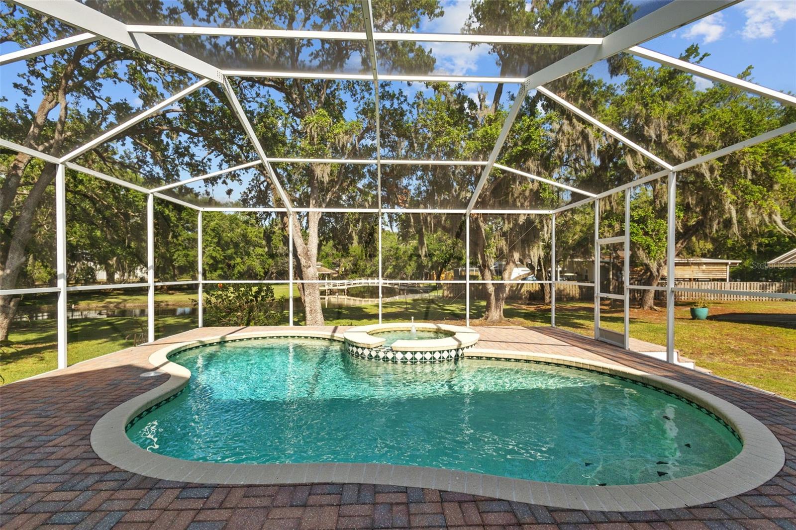 8303 DOUBLE BRANCH RD, TAMPA, FL, 33635