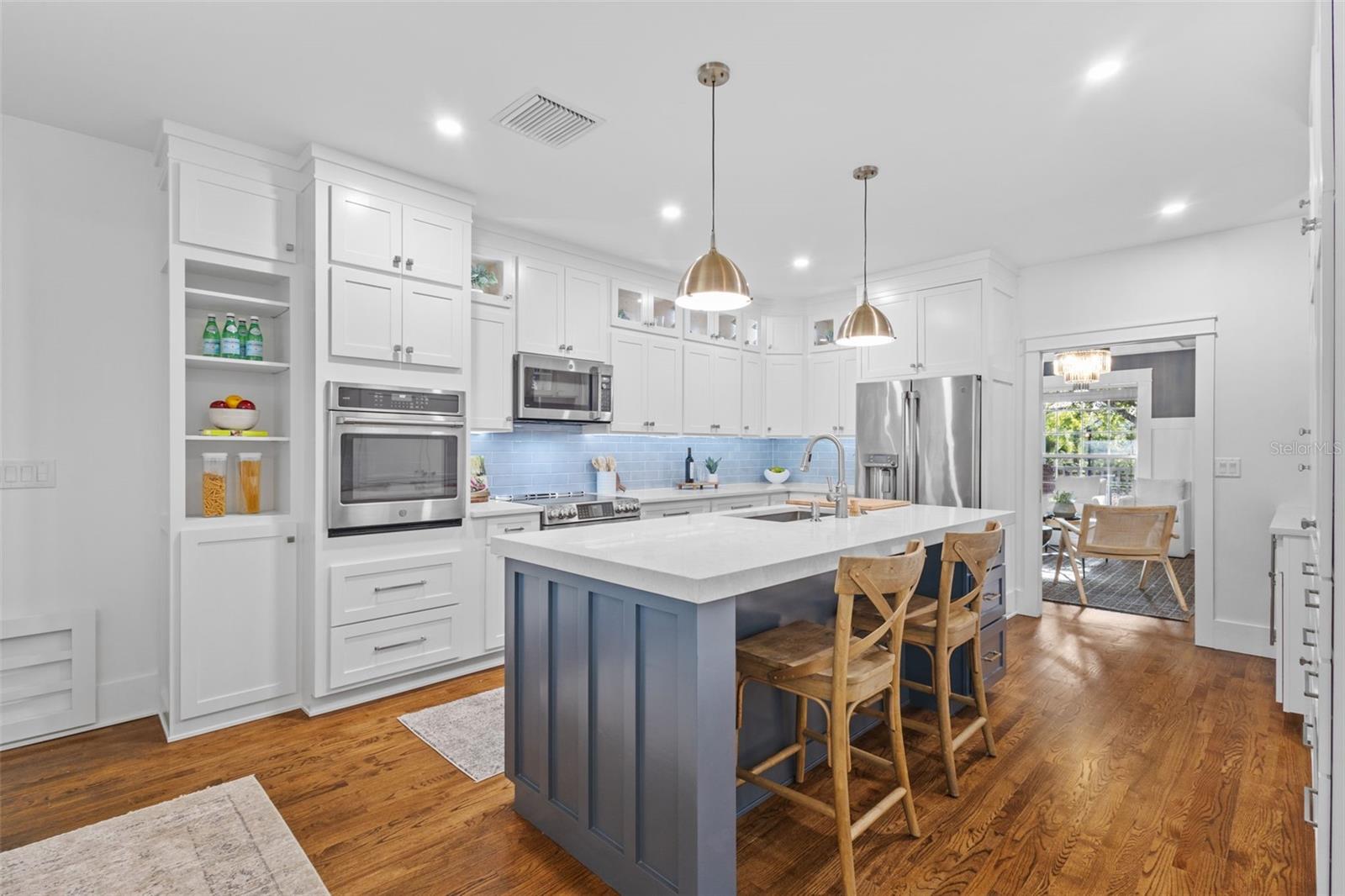 8303 DOUBLE BRANCH RD, TAMPA, FL, 33635