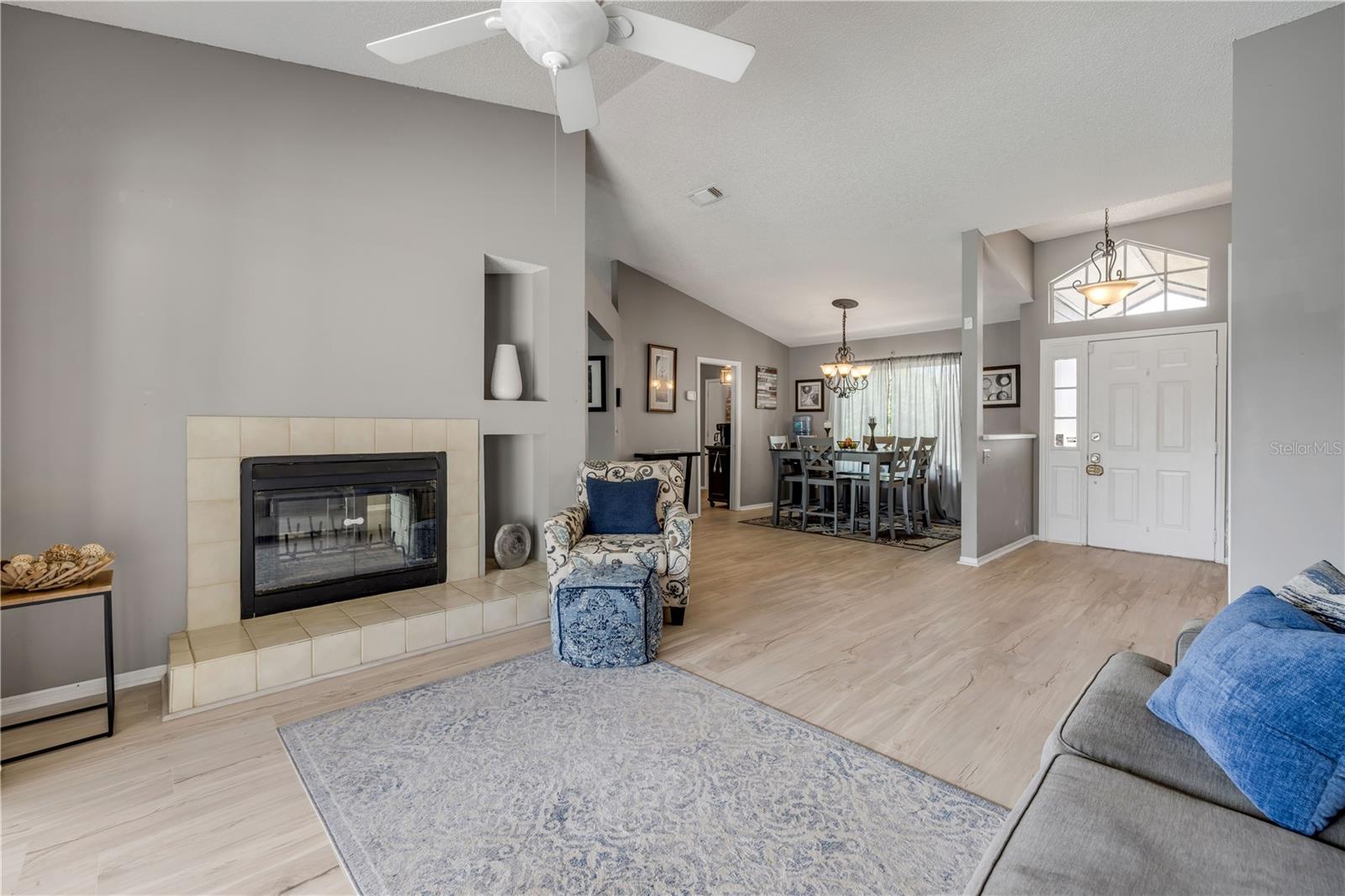 2844 EAGLE LAKE DR, ORLANDO, FL, 32837