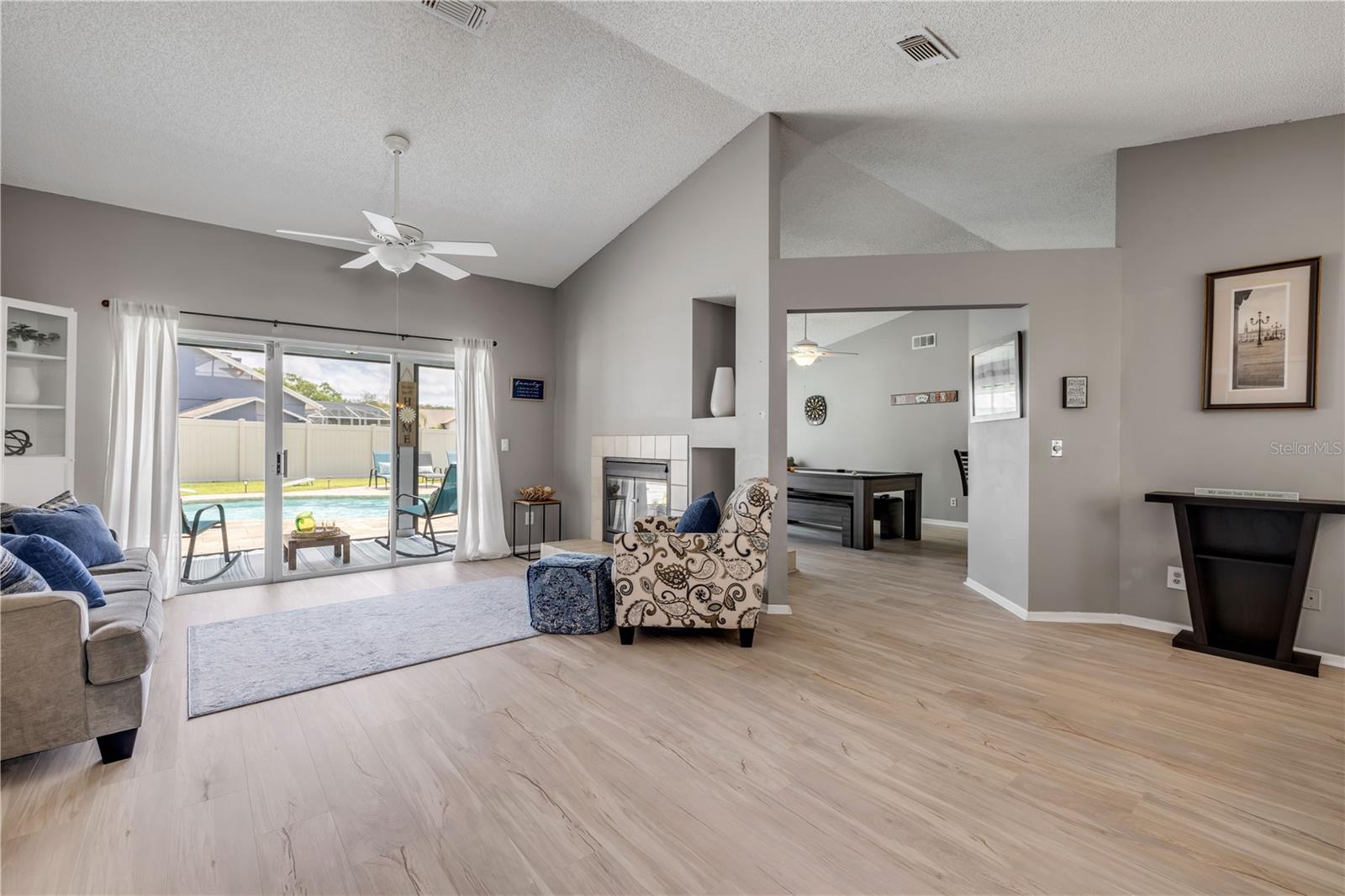 2844 EAGLE LAKE DR, ORLANDO, FL, 32837