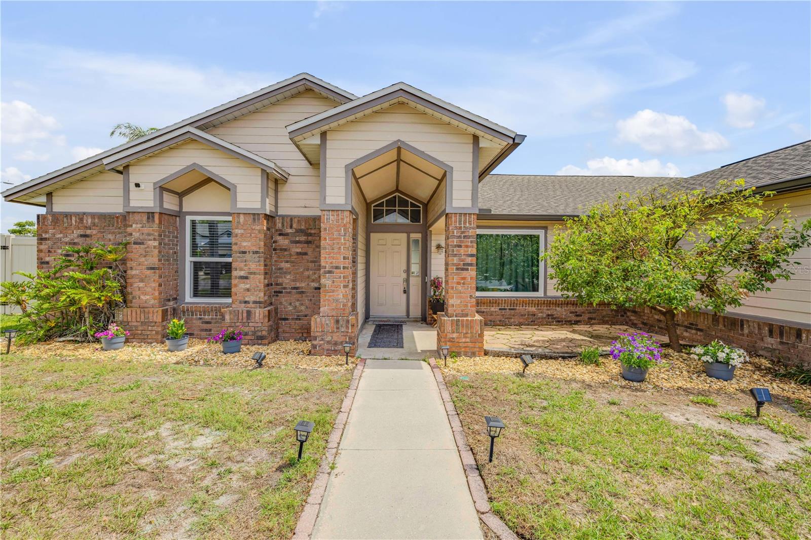 2844 EAGLE LAKE DR, ORLANDO, FL, 32837